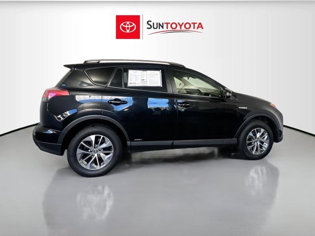 2018 Toyota RAV4 Hybrid XLE