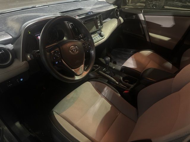 2018 Toyota RAV4 Hybrid LE