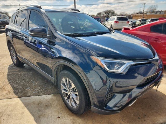 2018 Toyota RAV4 Hybrid LE Plus