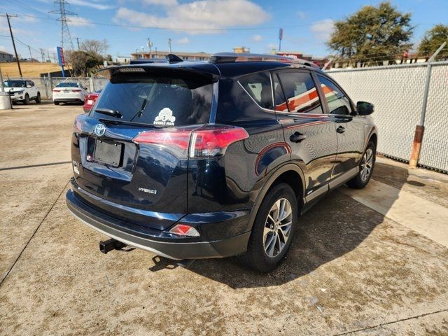 2018 Toyota RAV4 Hybrid LE Plus