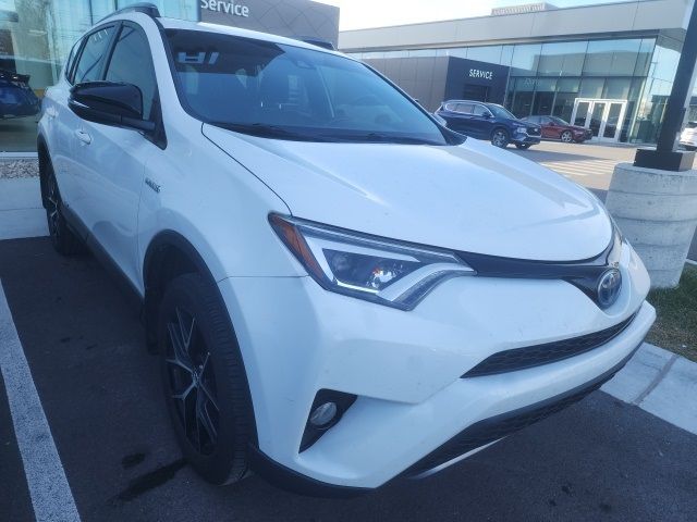 2018 Toyota RAV4 Hybrid SE