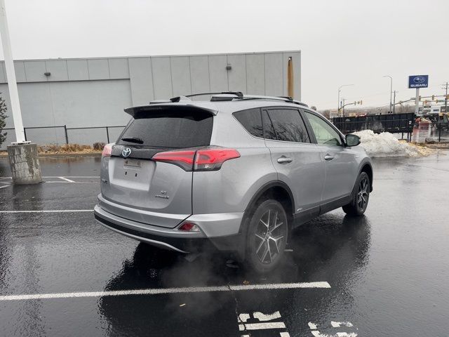 2018 Toyota RAV4 Hybrid SE