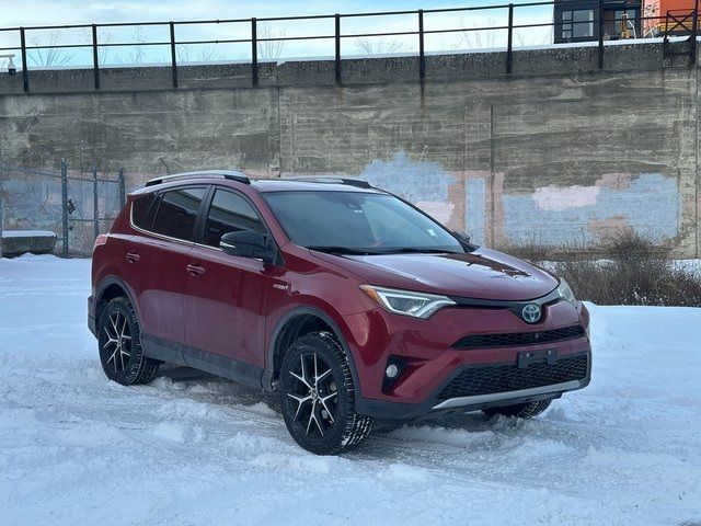 2018 Toyota RAV4 Hybrid SE