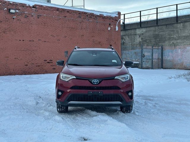 2018 Toyota RAV4 Hybrid SE