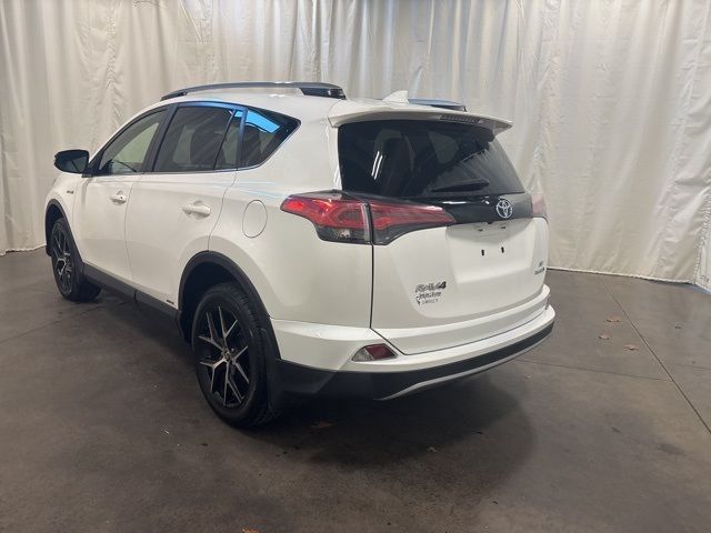 2018 Toyota RAV4 Hybrid SE