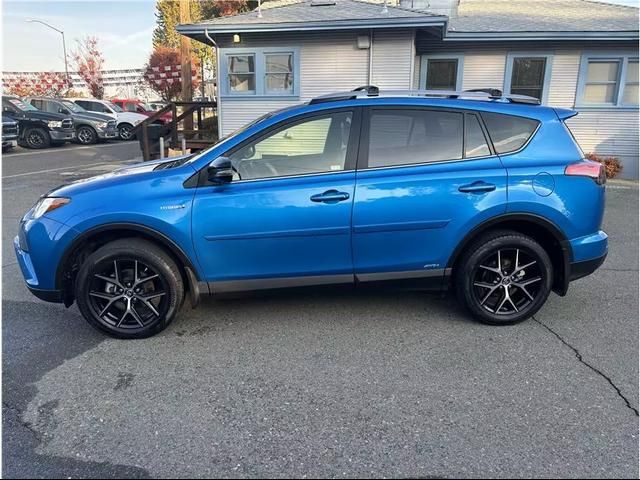 2018 Toyota RAV4 Hybrid SE