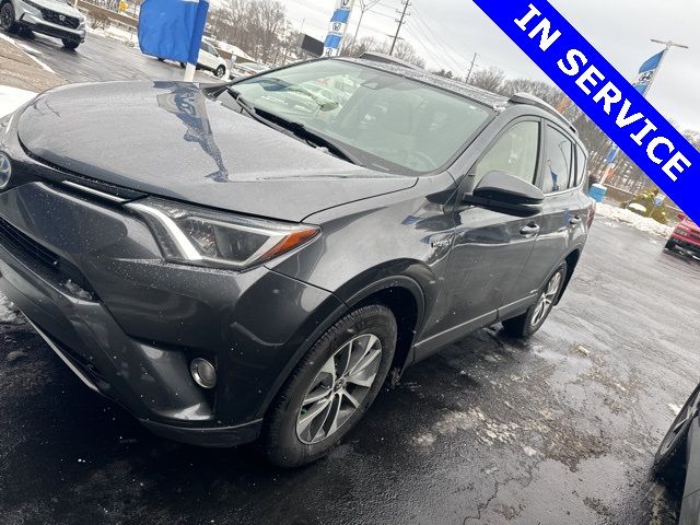 2018 Toyota RAV4 Hybrid XLE