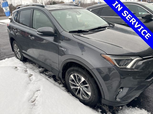 2018 Toyota RAV4 Hybrid XLE