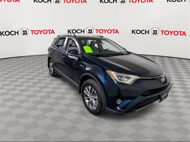 2018 Toyota RAV4 Hybrid XLE