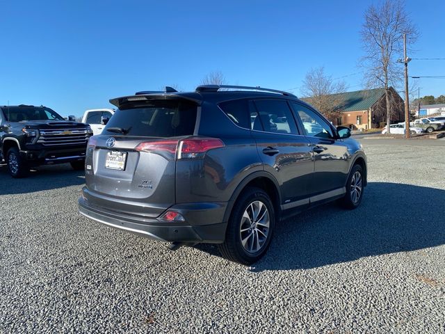 2018 Toyota RAV4 Hybrid XLE