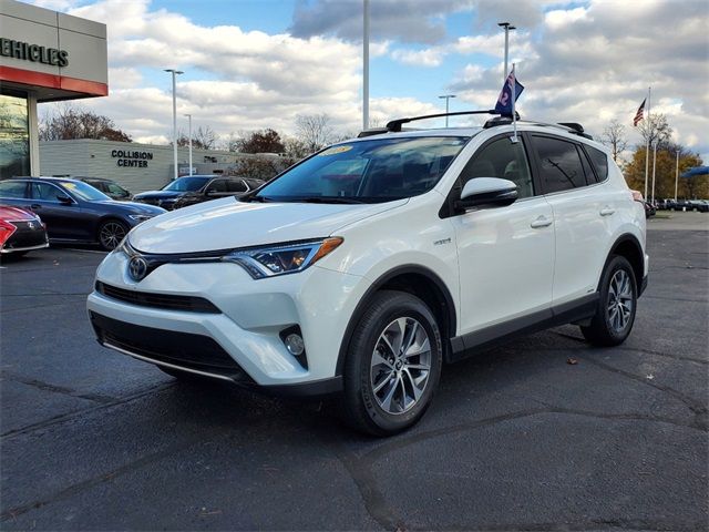 2018 Toyota RAV4 Hybrid XLE