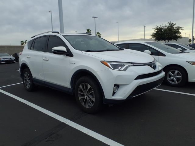 2018 Toyota RAV4 Hybrid XLE