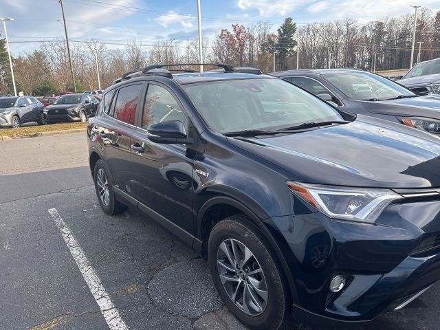 2018 Toyota RAV4 Hybrid XLE