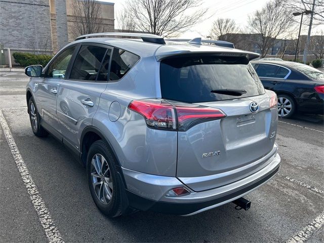 2018 Toyota RAV4 Hybrid XLE