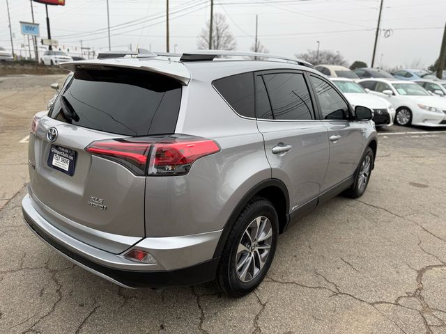 2018 Toyota RAV4 Hybrid XLE