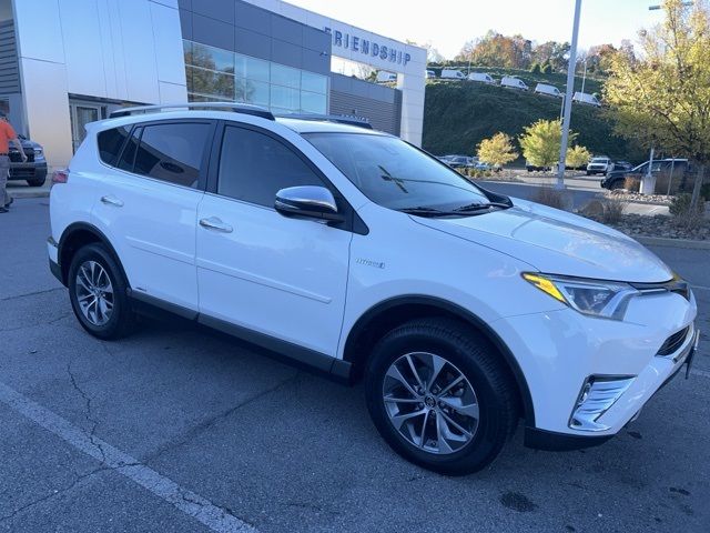 2018 Toyota RAV4 Hybrid XLE