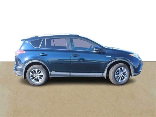 2018 Toyota RAV4 Hybrid XLE