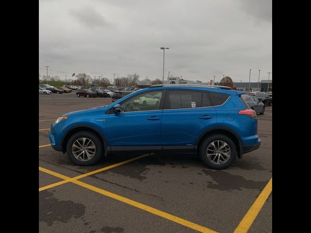 2018 Toyota RAV4 Hybrid XLE