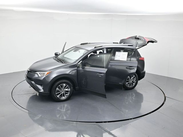 2018 Toyota RAV4 Hybrid XLE