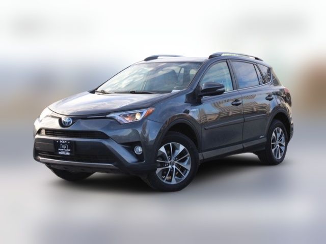 2018 Toyota RAV4 Hybrid XLE