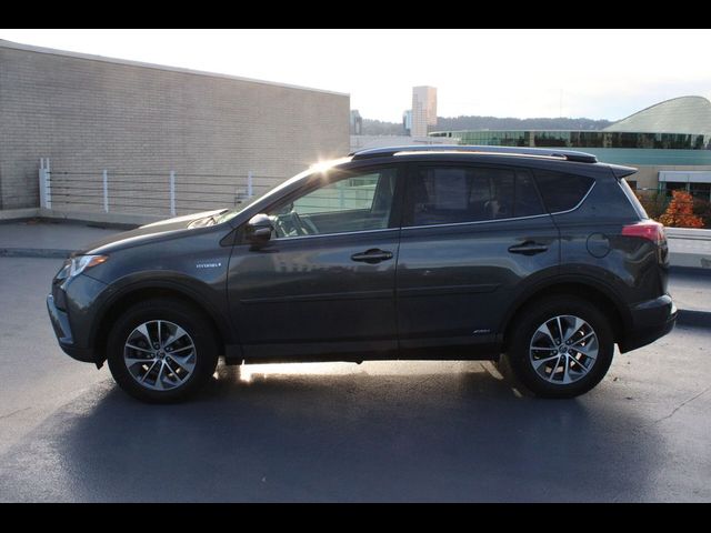 2018 Toyota RAV4 Hybrid XLE