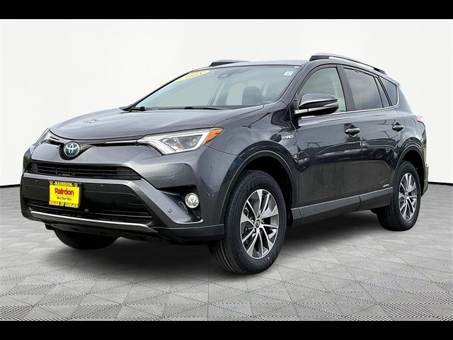 2018 Toyota RAV4 Hybrid XLE