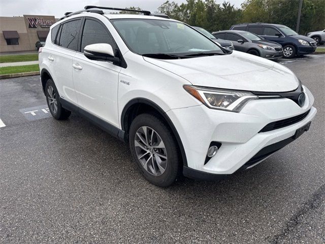 2018 Toyota RAV4 Hybrid XLE