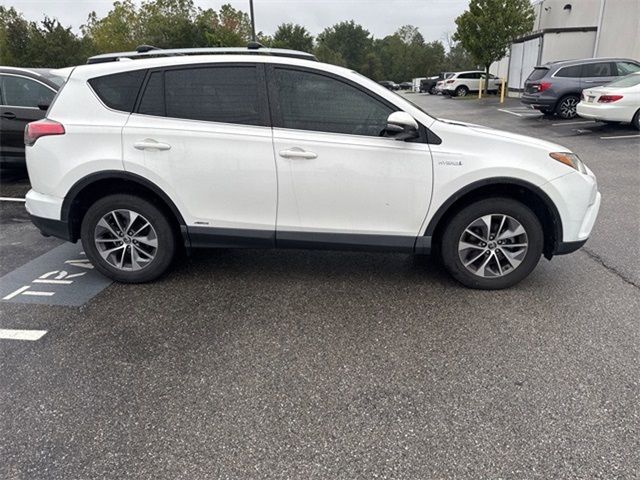 2018 Toyota RAV4 Hybrid XLE