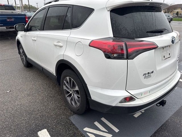 2018 Toyota RAV4 Hybrid XLE