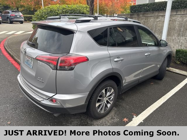 2018 Toyota RAV4 Hybrid XLE