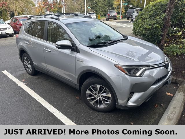 2018 Toyota RAV4 Hybrid XLE