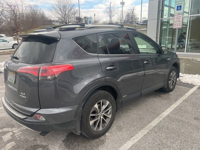 2018 Toyota RAV4 Hybrid XLE