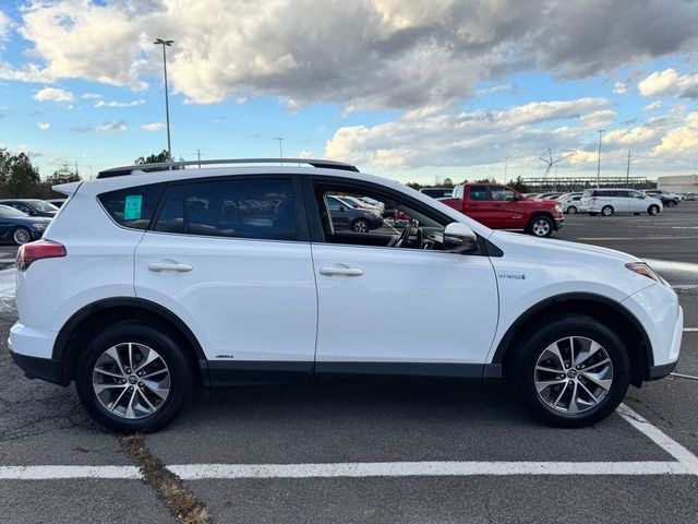 2018 Toyota RAV4 Hybrid XLE