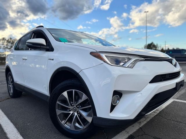 2018 Toyota RAV4 Hybrid XLE