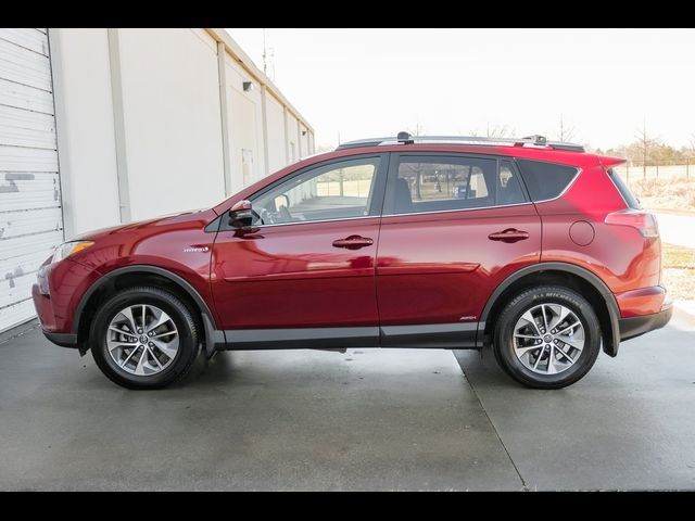 2018 Toyota RAV4 Hybrid XLE