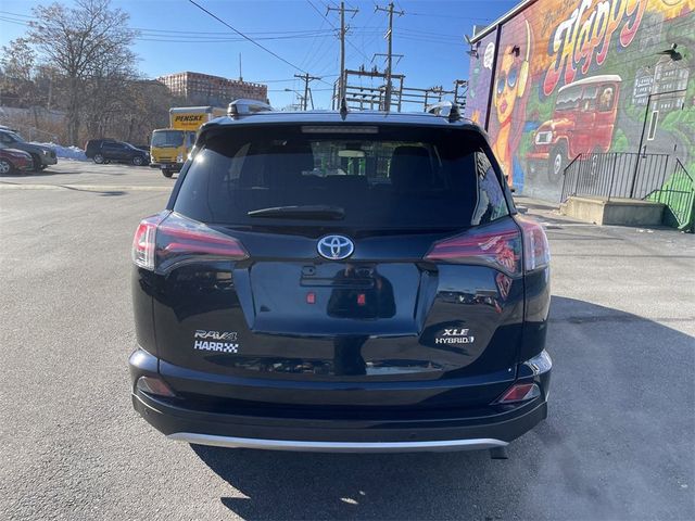 2018 Toyota RAV4 Hybrid LE Plus