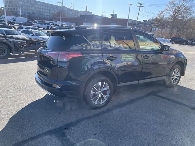 2018 Toyota RAV4 Hybrid LE Plus