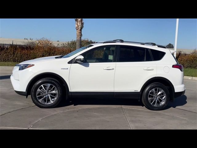 2018 Toyota RAV4 Hybrid LE Plus