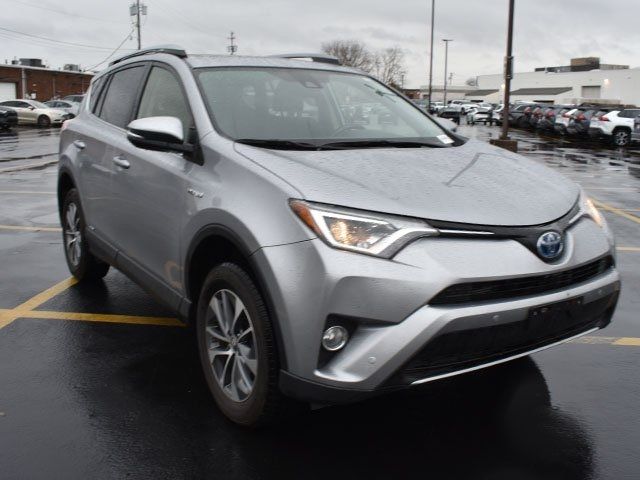 2018 Toyota RAV4 Hybrid XLE