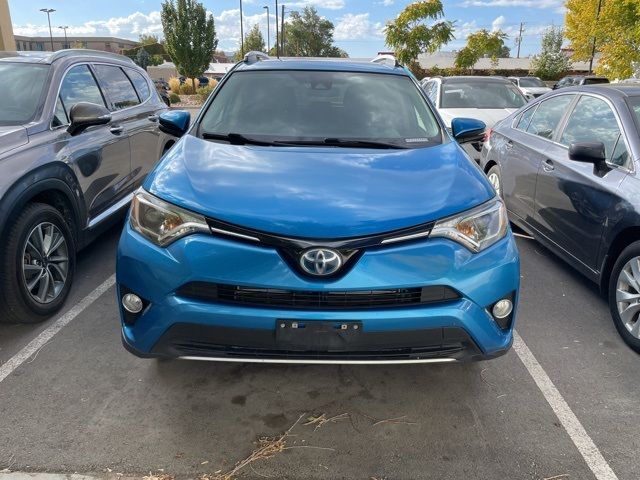 2018 Toyota RAV4 Hybrid XLE