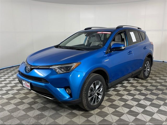 2018 Toyota RAV4 Hybrid XLE