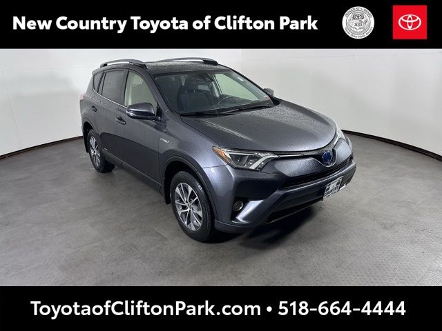 2018 Toyota RAV4 Hybrid XLE