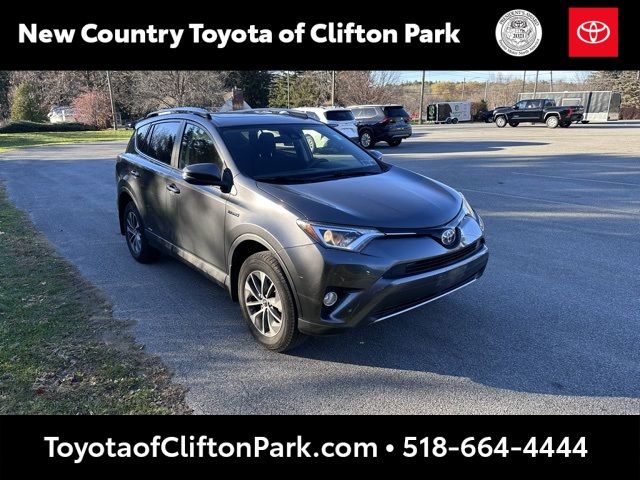 2018 Toyota RAV4 Hybrid XLE