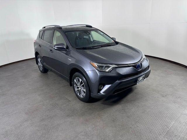 2018 Toyota RAV4 Hybrid XLE