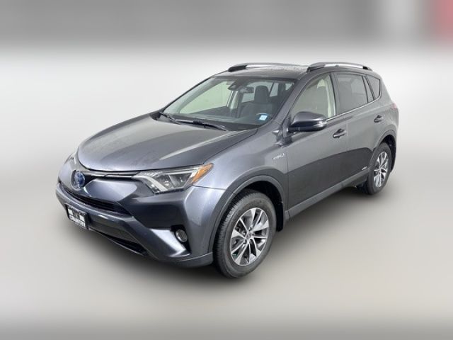 2018 Toyota RAV4 Hybrid XLE