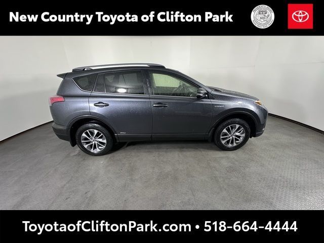 2018 Toyota RAV4 Hybrid XLE