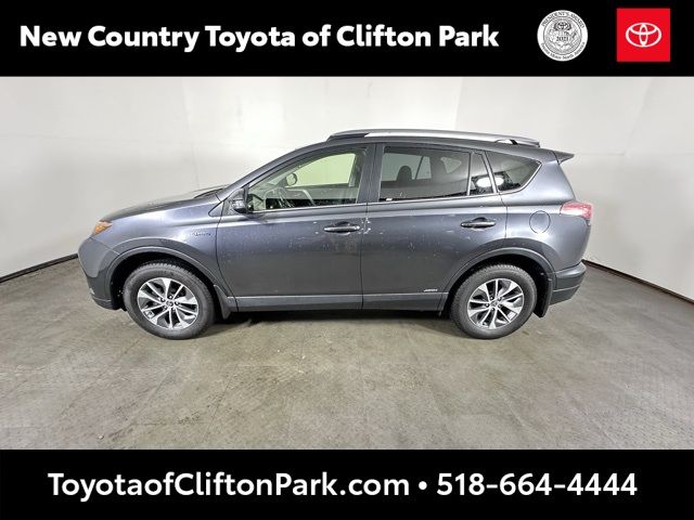 2018 Toyota RAV4 Hybrid XLE