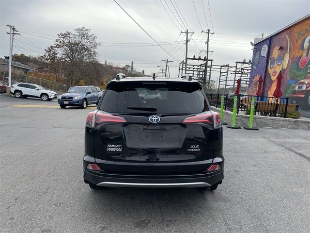 2018 Toyota RAV4 Hybrid XLE