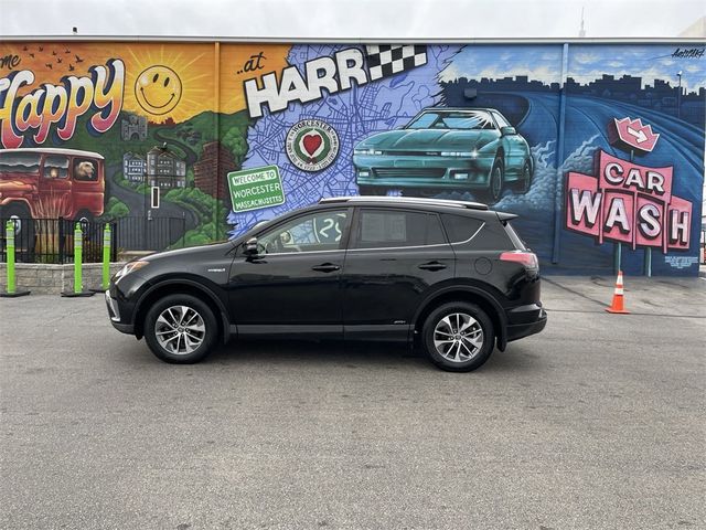 2018 Toyota RAV4 Hybrid XLE