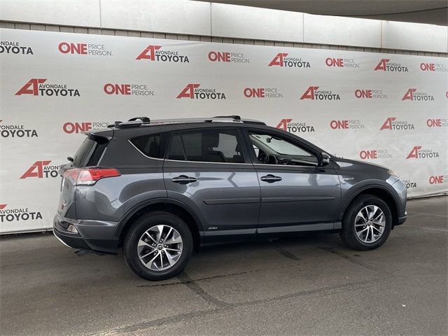 2018 Toyota RAV4 Hybrid XLE